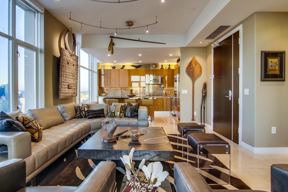 Virtual tour photo 11 of 56 for 550 Front St #2903