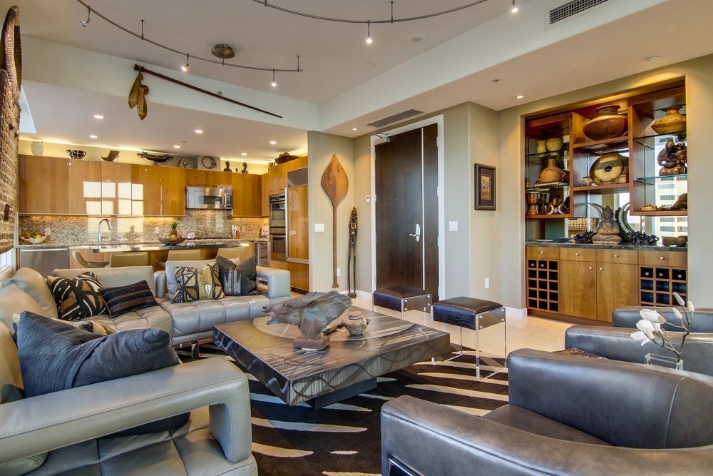 Virtual tour photo 12 of 56 for 550 Front St #2903