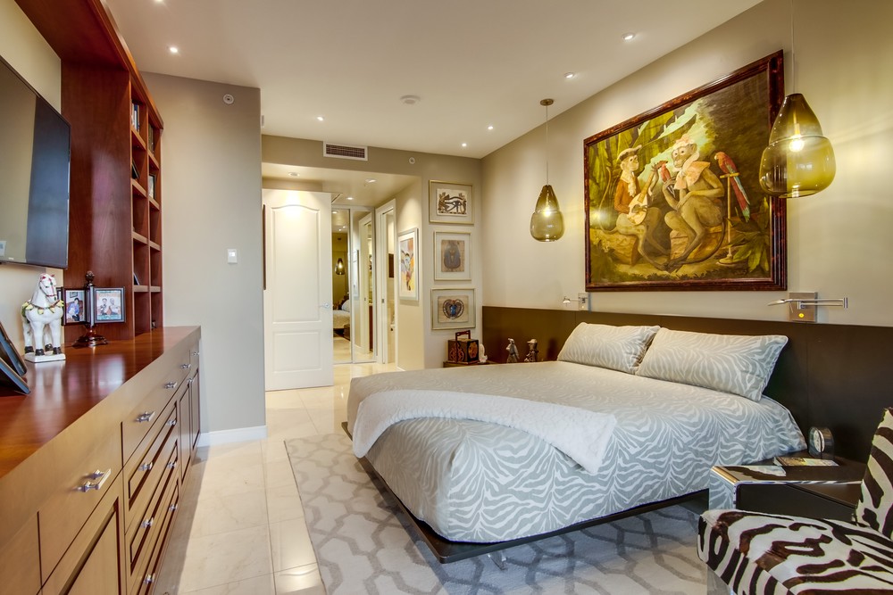 Virtual tour photo 38 of 56 for 550 Front St #2903