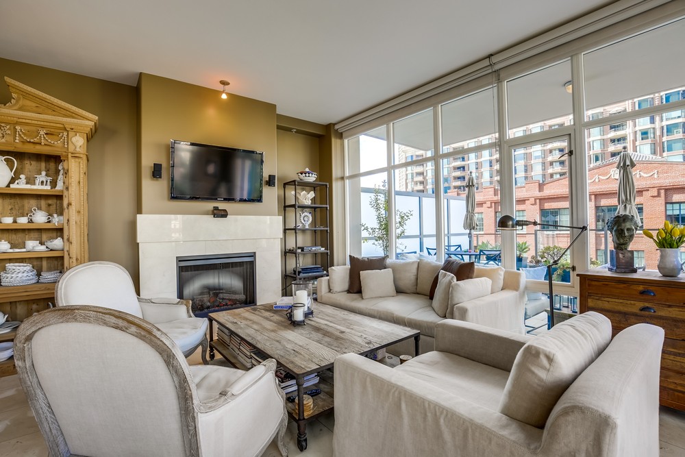 Virtual tour photo 6 of 56 for 550 Front St #305