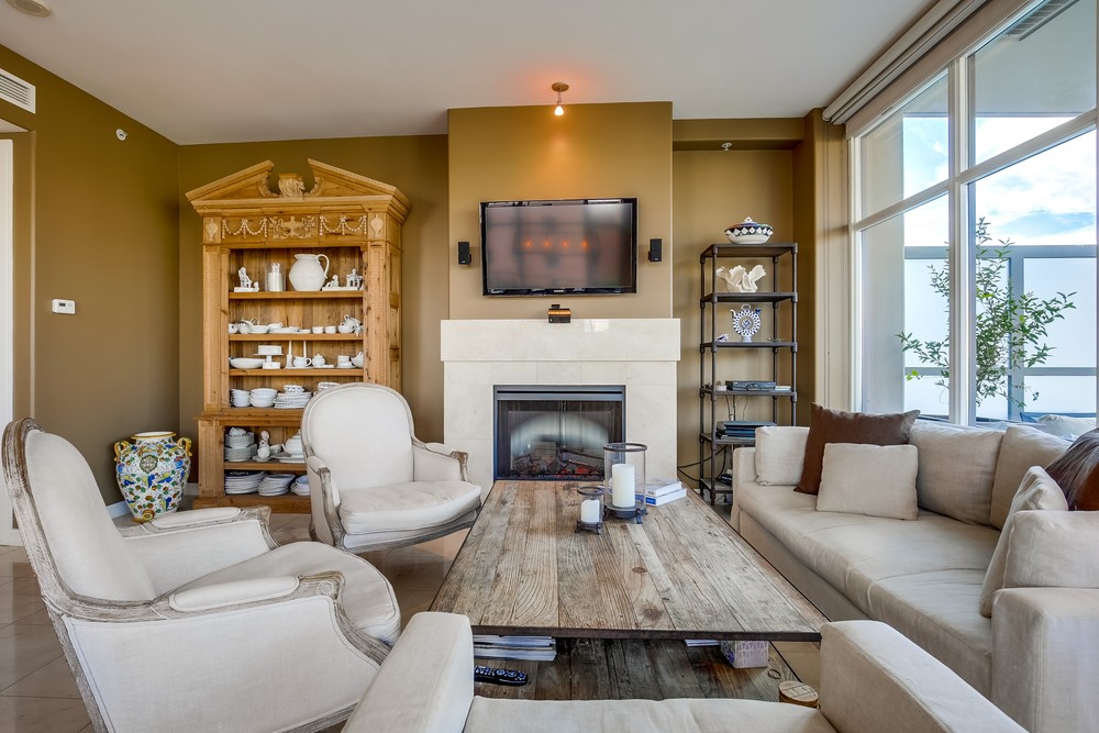 Virtual tour photo 7 of 56 for 550 Front St #305