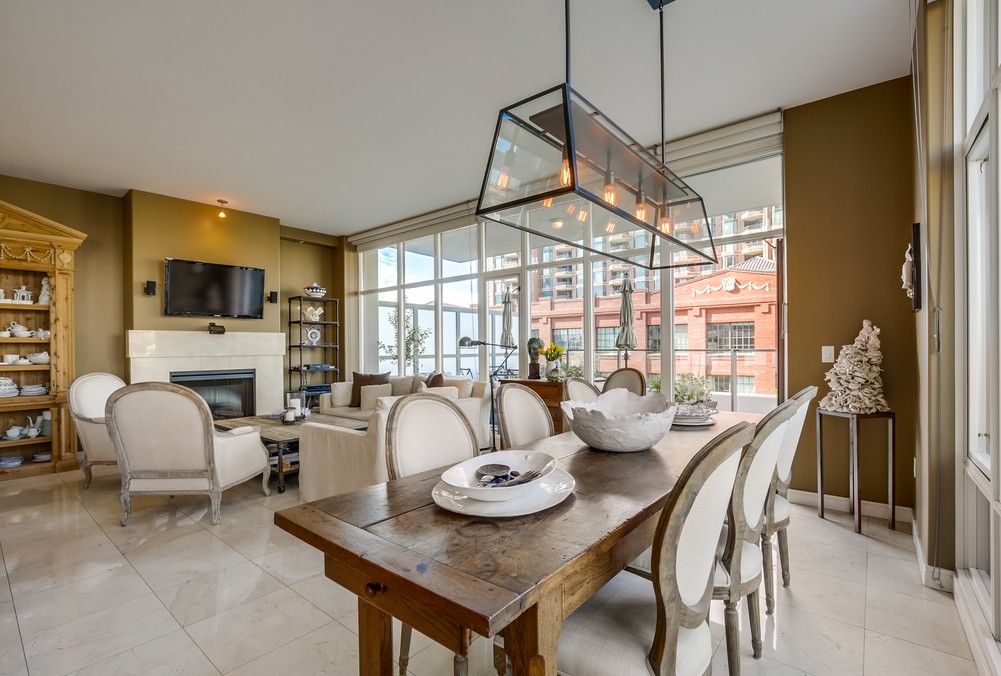 Virtual tour photo 9 of 56 for 550 Front St #305