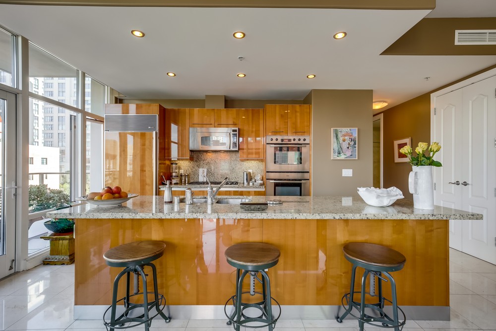 Virtual tour photo 15 of 56 for 550 Front St #305