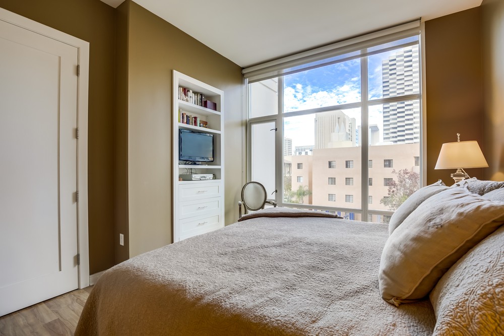 Virtual tour photo 39 of 56 for 550 Front St #305