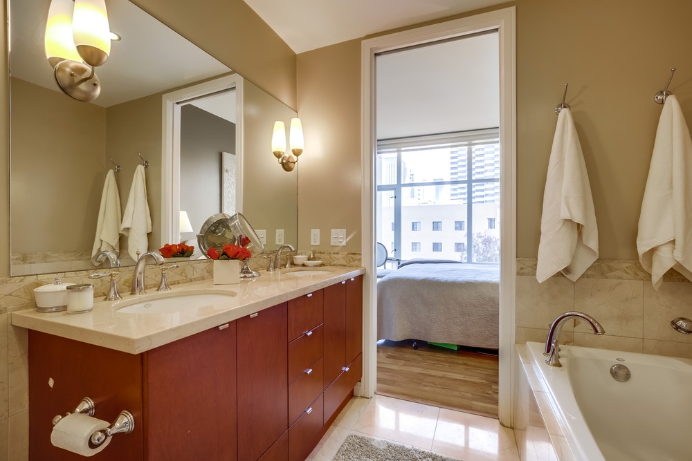 Virtual tour photo 44 of 56 for 550 Front St #305