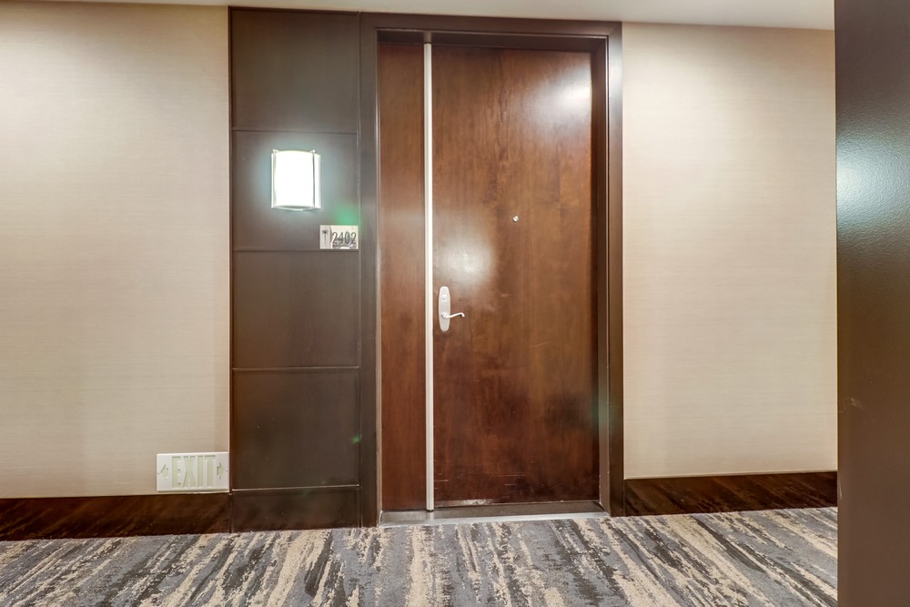 Virtual tour photo 6 of 75 for 550 Front St Unit 2402