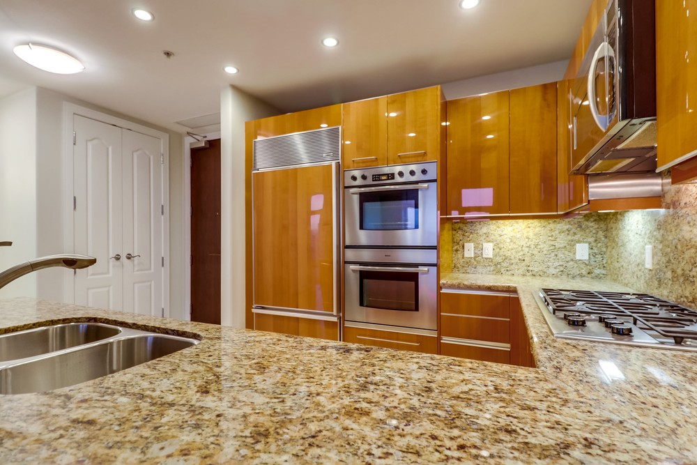 Virtual tour photo 15 of 75 for 550 Front St Unit 2402