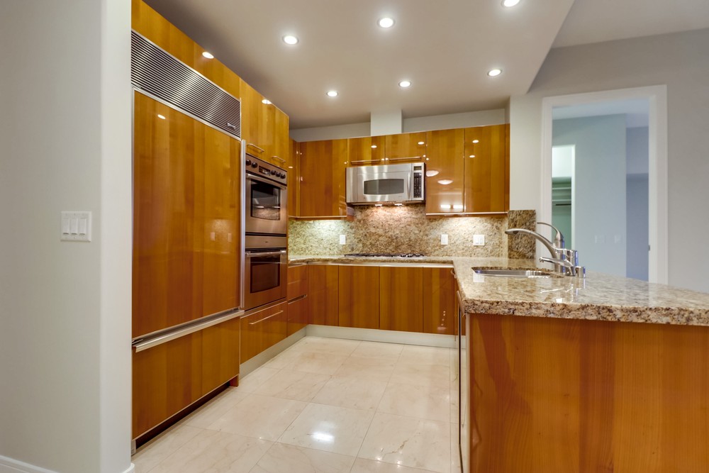 Virtual tour photo 16 of 75 for 550 Front St Unit 2402