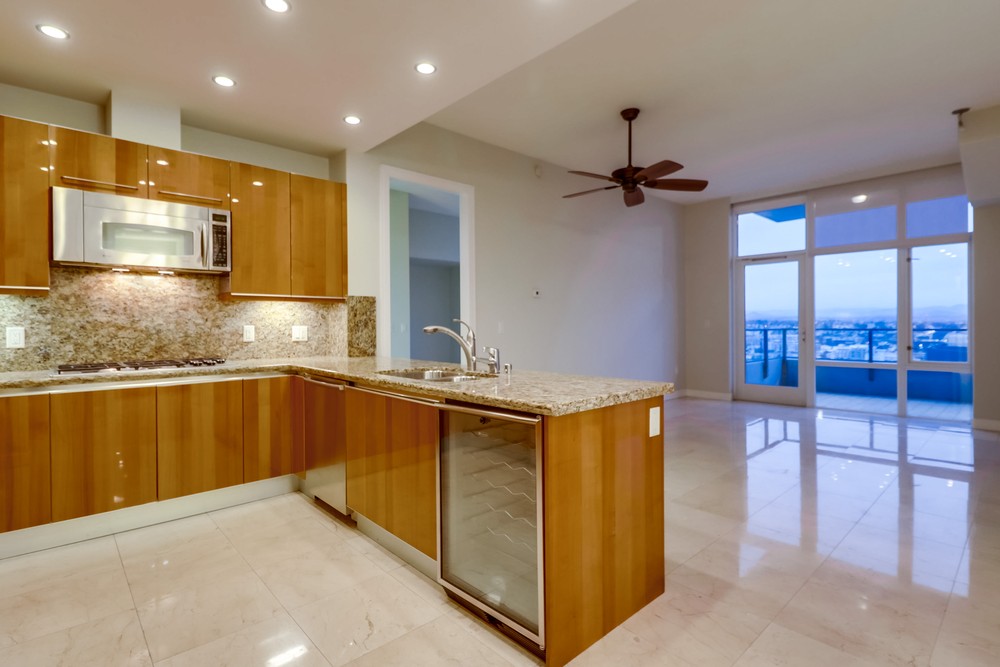 Virtual tour photo 20 of 75 for 550 Front St Unit 2402