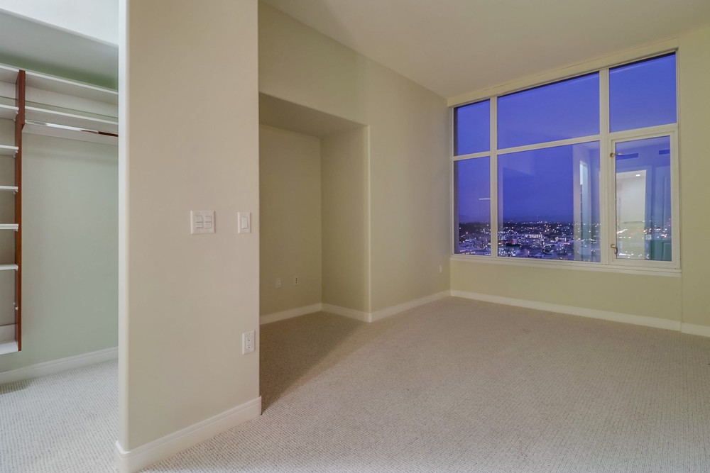 Virtual tour photo 28 of 75 for 550 Front St Unit 2402