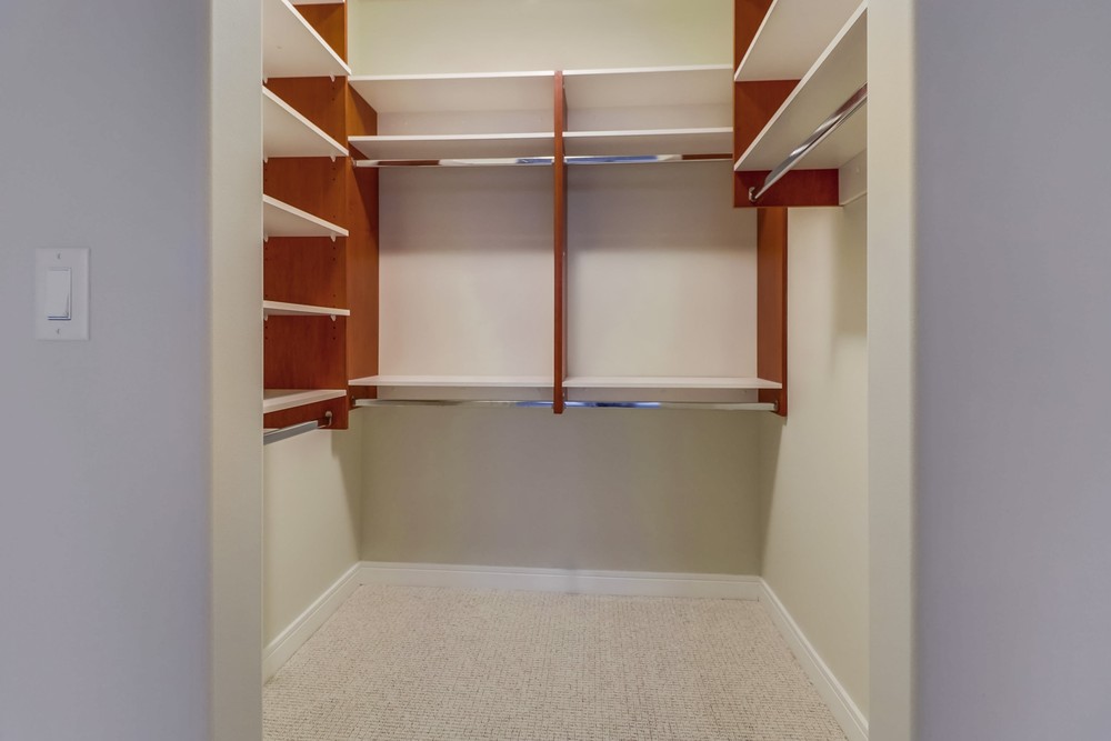 Virtual tour photo 40 of 75 for 550 Front St Unit 2402
