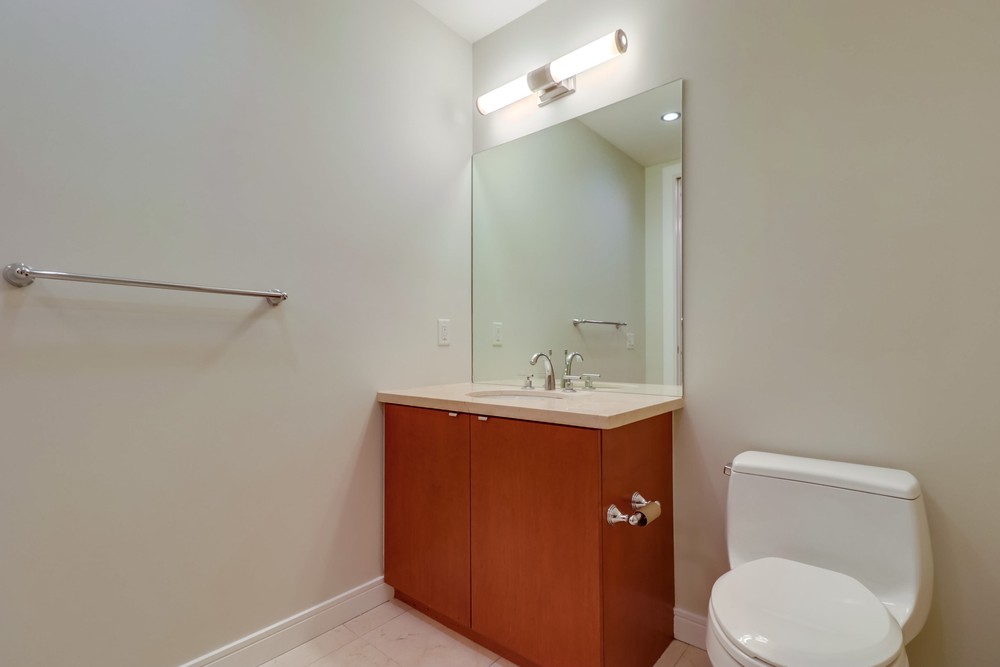 Virtual tour photo 41 of 75 for 550 Front St Unit 2402