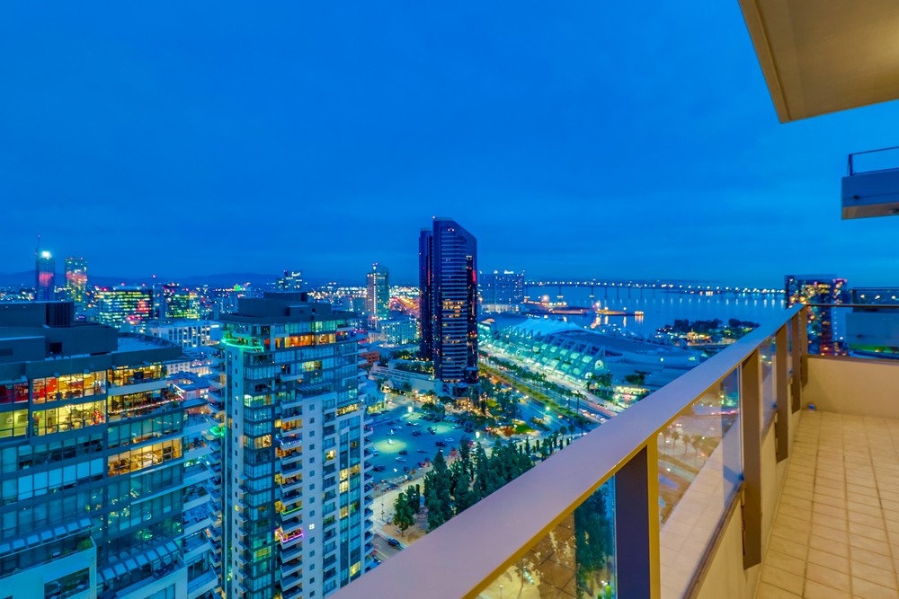 Virtual tour photo 44 of 75 for 550 Front St Unit 2402
