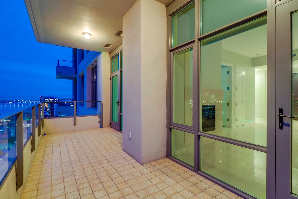 Virtual tour photo 45 of 75 for 550 Front St Unit 2402