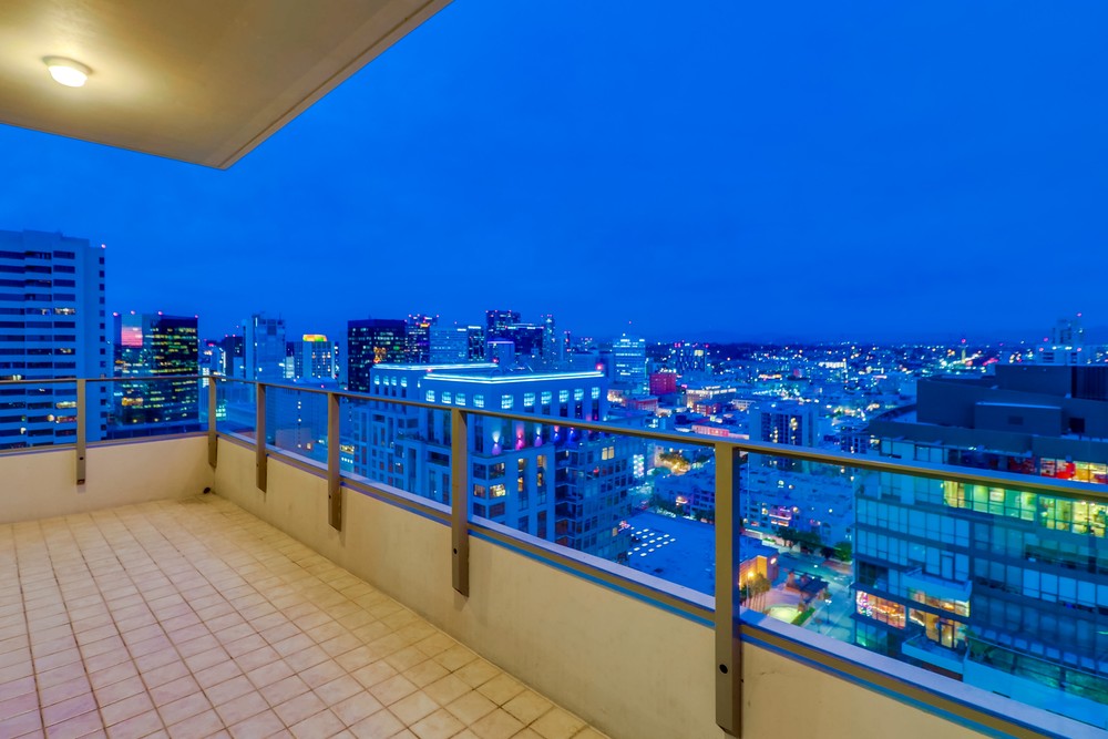 Virtual tour photo 46 of 75 for 550 Front St Unit 2402