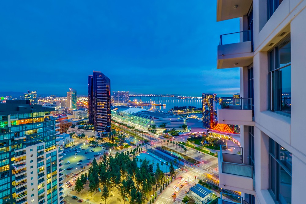 Virtual tour photo 48 of 75 for 550 Front St Unit 2402