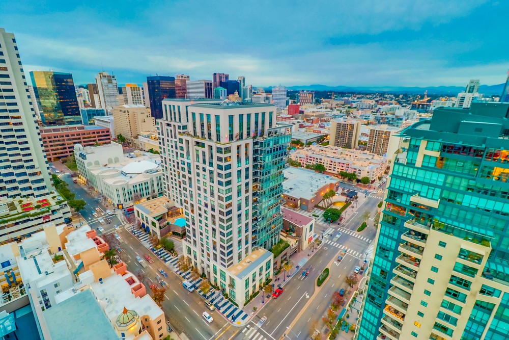 Virtual tour photo 57 of 75 for 550 Front St Unit 2402