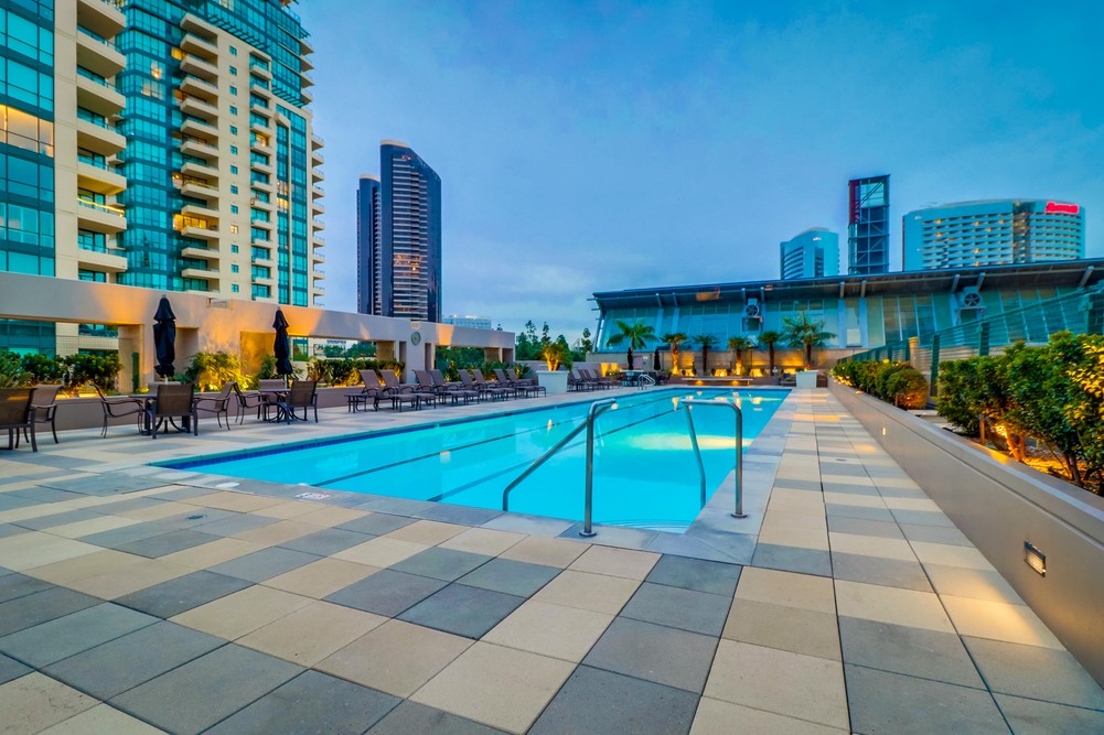 Virtual tour photo 66 of 75 for 550 Front St Unit 2402