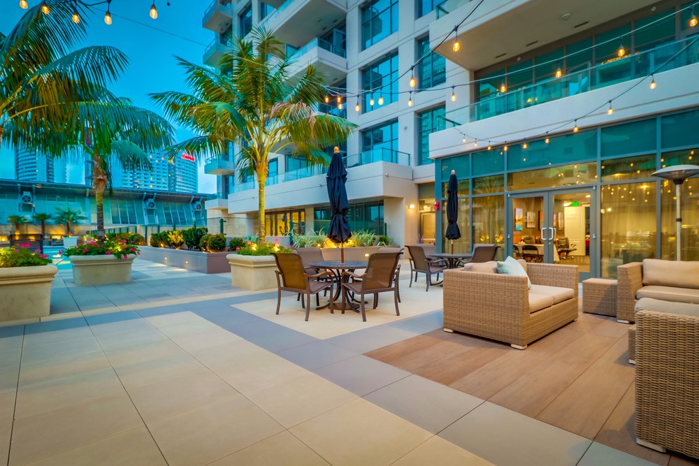 Virtual tour photo 72 of 75 for 550 Front St Unit 2402