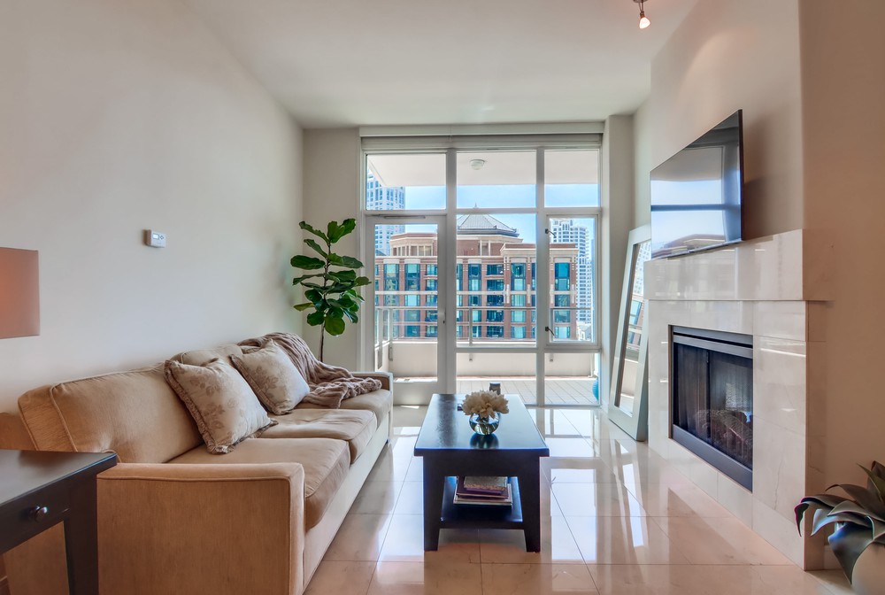 Virtual tour photo 15 of 63 for 550 Front St Unit 807