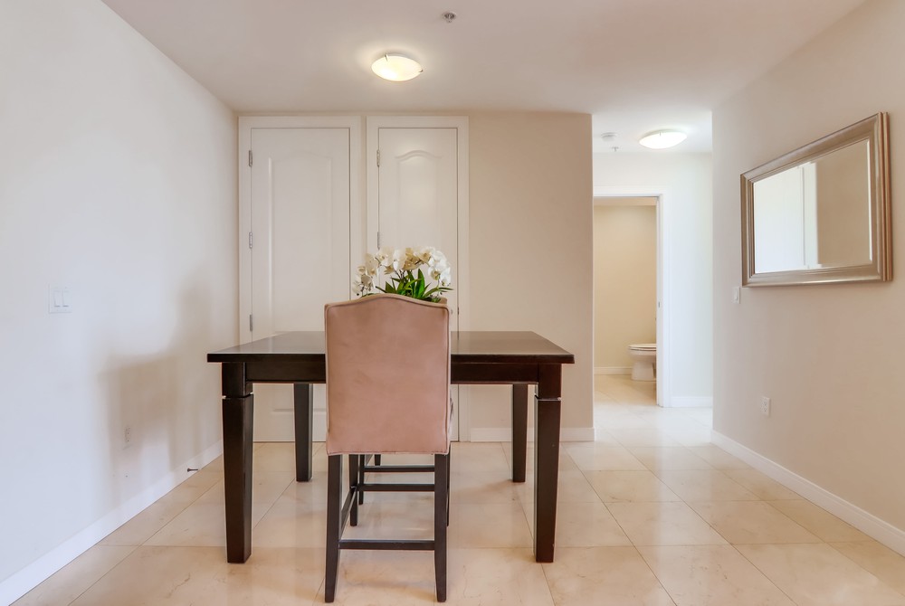 Virtual tour photo 21 of 63 for 550 Front St Unit 807