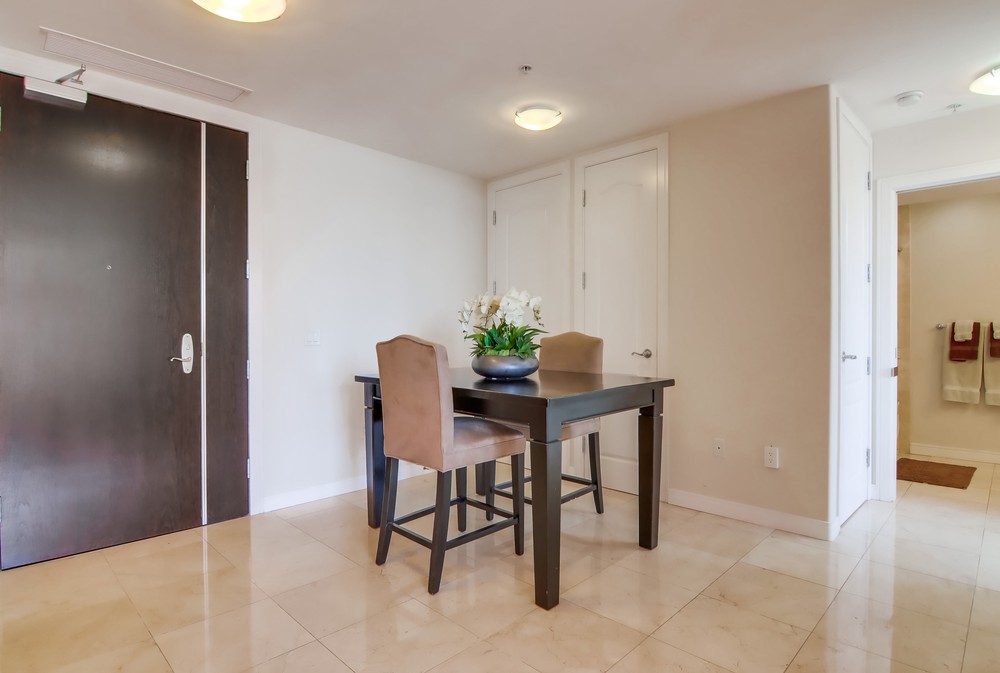 Virtual tour photo 23 of 63 for 550 Front St Unit 807