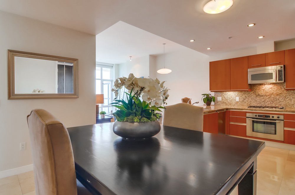 Virtual tour photo 24 of 63 for 550 Front St Unit 807