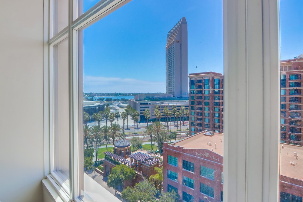 Virtual tour photo 38 of 63 for 550 Front St Unit 807
