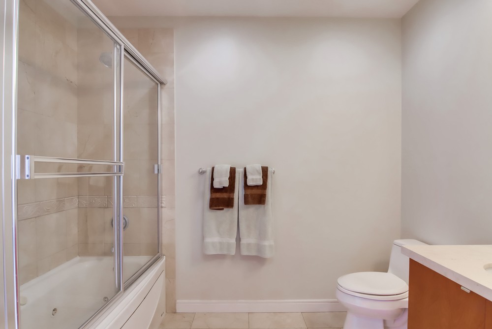Virtual tour photo 39 of 63 for 550 Front St Unit 807