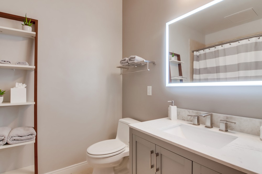 Virtual tour photo 46 of 63 for 550 Front St Unit 807