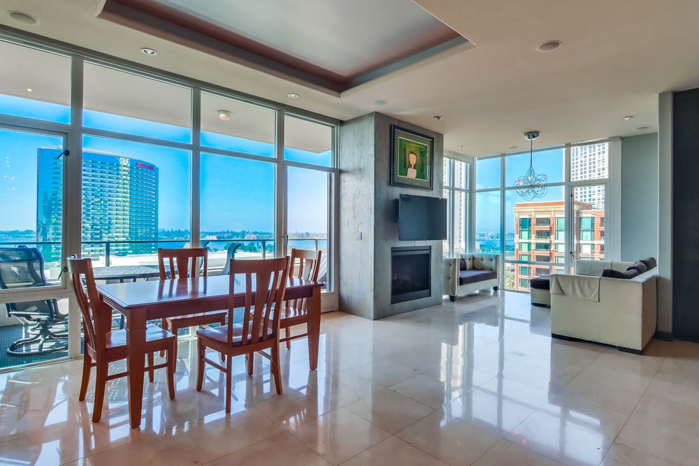 Virtual tour photo 6 of 52 for 550 Front St Unit 908