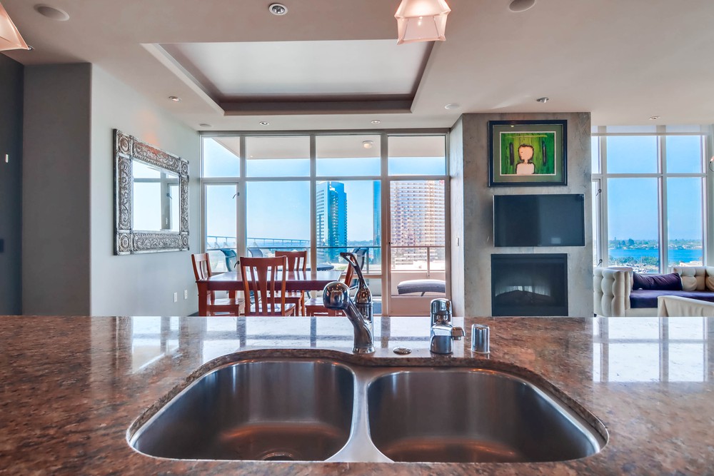 Virtual tour photo 21 of 52 for 550 Front St Unit 908