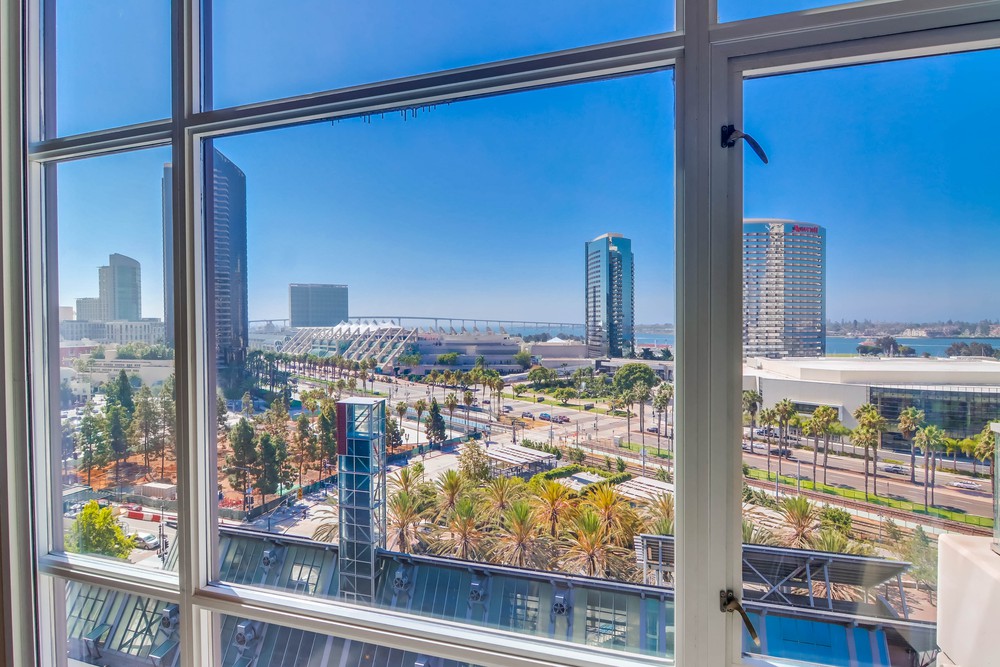 Virtual tour photo 41 of 52 for 550 Front St Unit 908