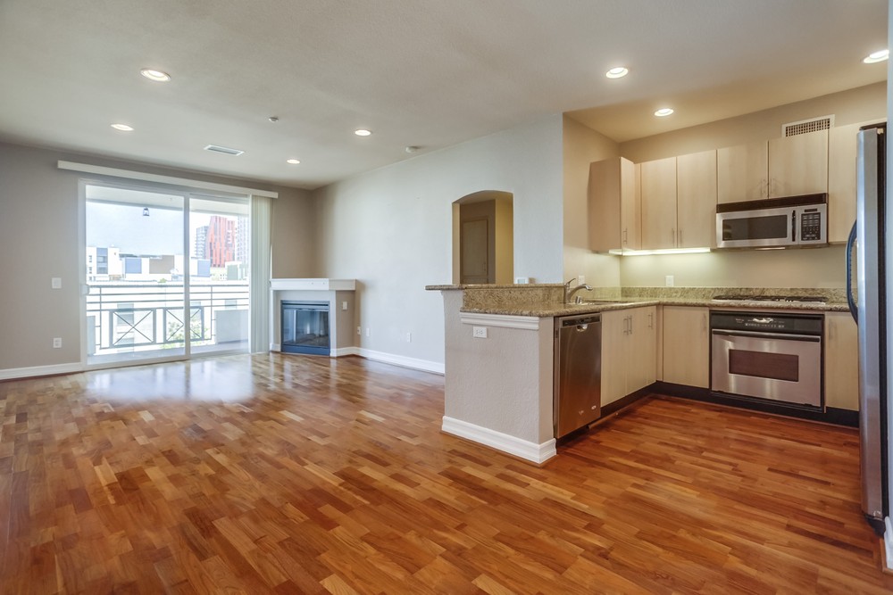 Virtual tour photo 3 of 54 for 550 Park Blvd