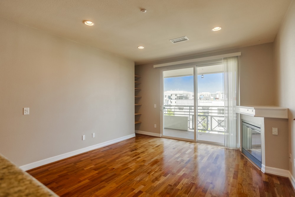 Virtual tour photo 7 of 54 for 550 Park Blvd