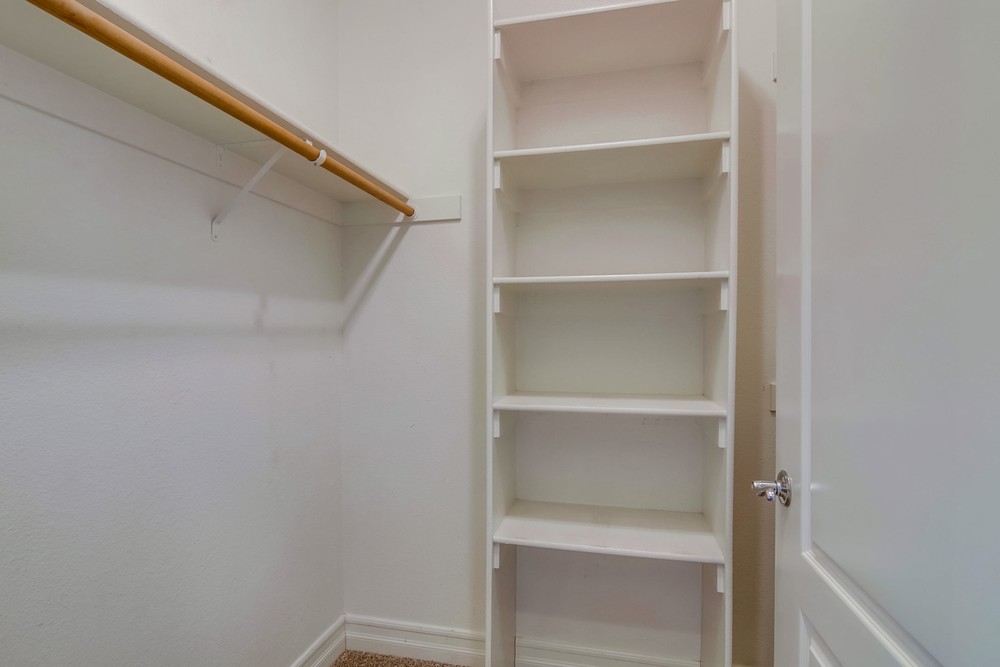 Virtual tour photo 26 of 54 for 550 Park Blvd