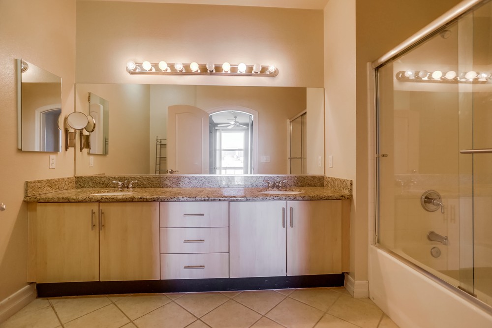 Virtual tour photo 27 of 54 for 550 Park Blvd