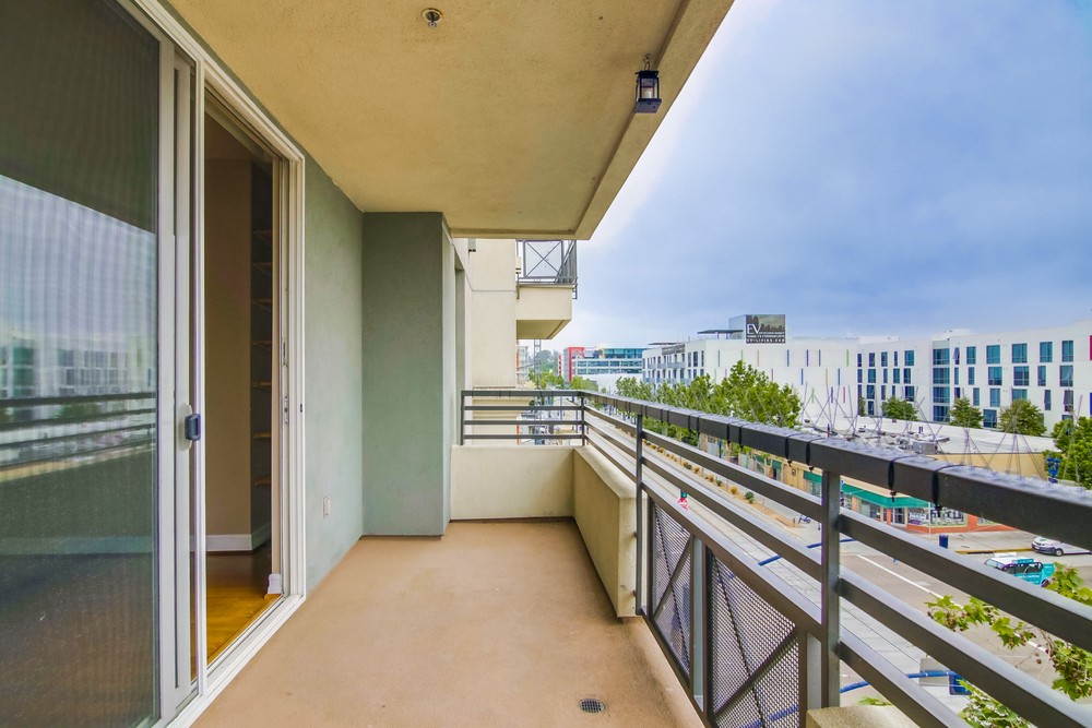 Virtual tour photo 42 of 54 for 550 Park Blvd