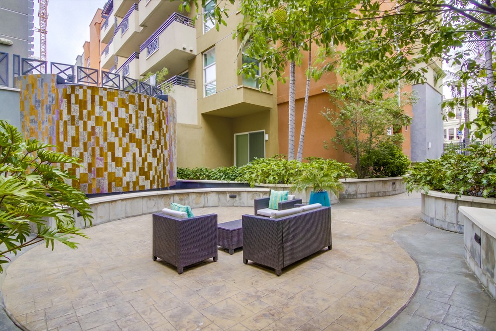 Virtual tour photo 49 of 54 for 550 Park Blvd