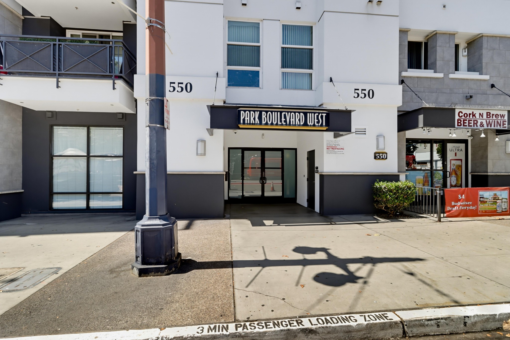 Virtual tour photo 6 of 48 for 550 Park Blvd