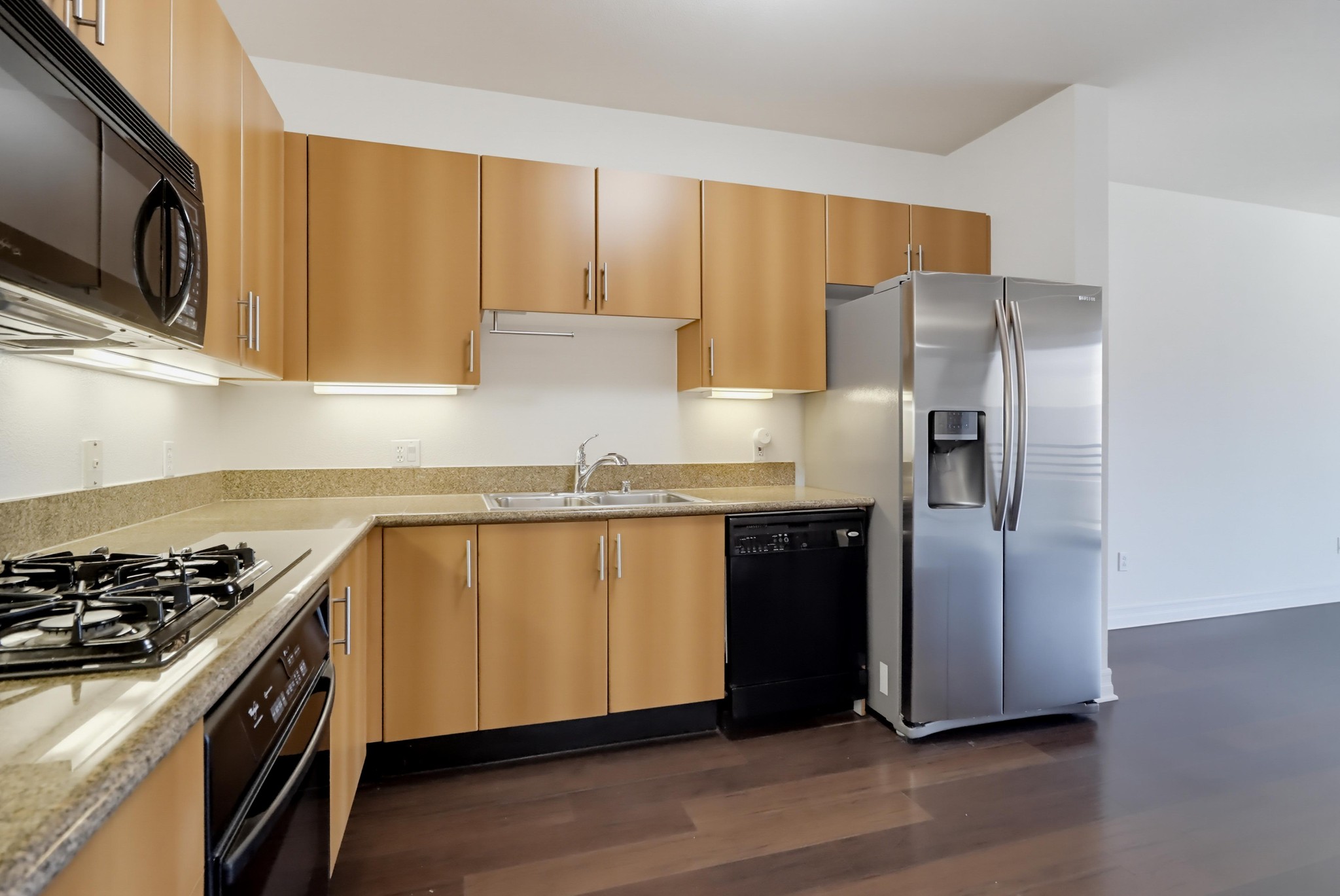 Virtual tour photo 12 of 48 for 550 Park Blvd