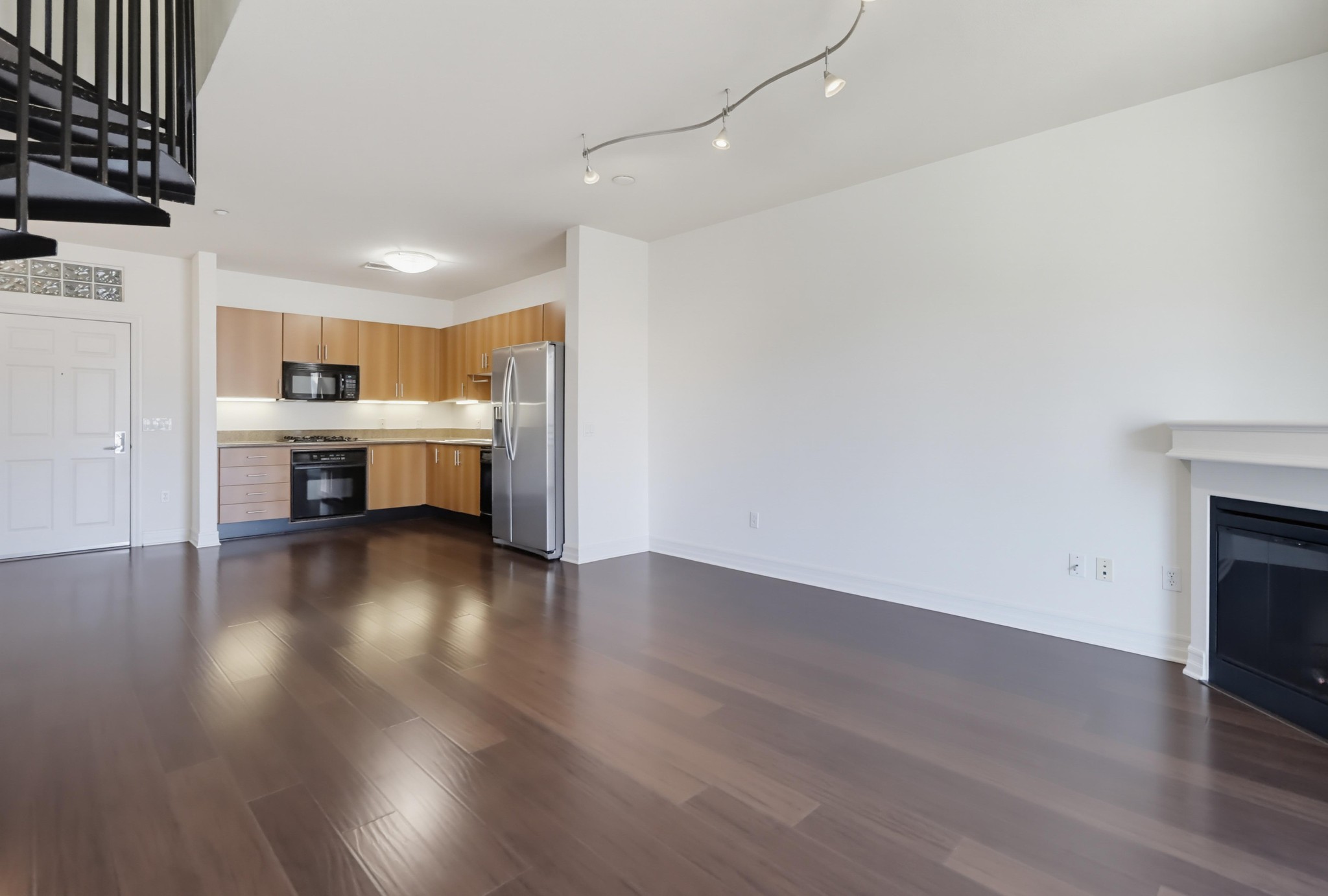 Virtual tour photo 15 of 48 for 550 Park Blvd