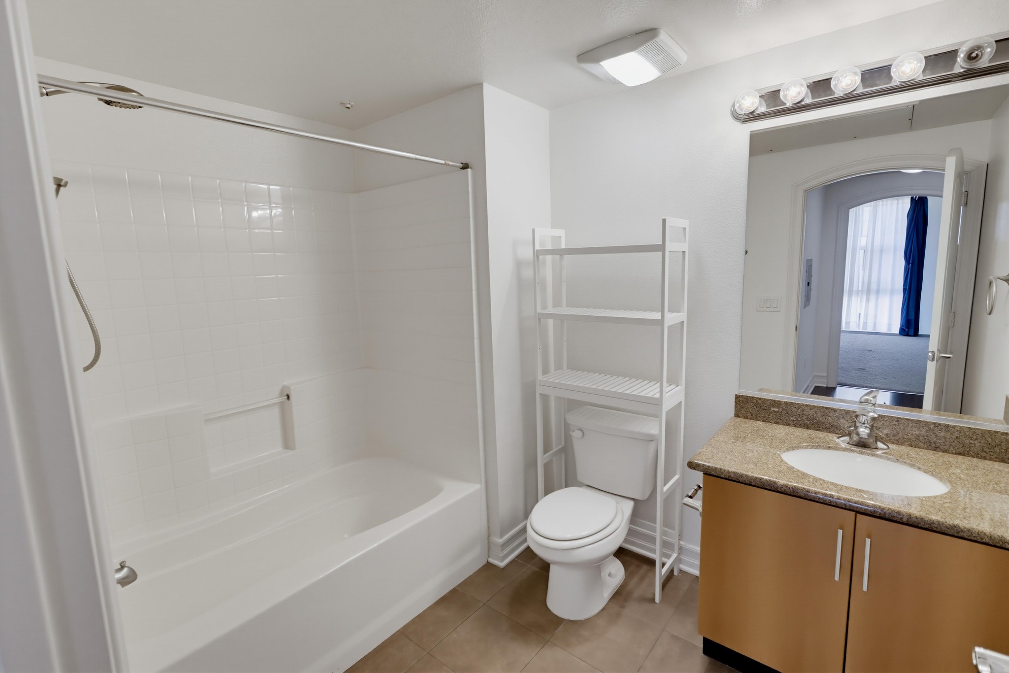 Virtual tour photo 21 of 48 for 550 Park Blvd