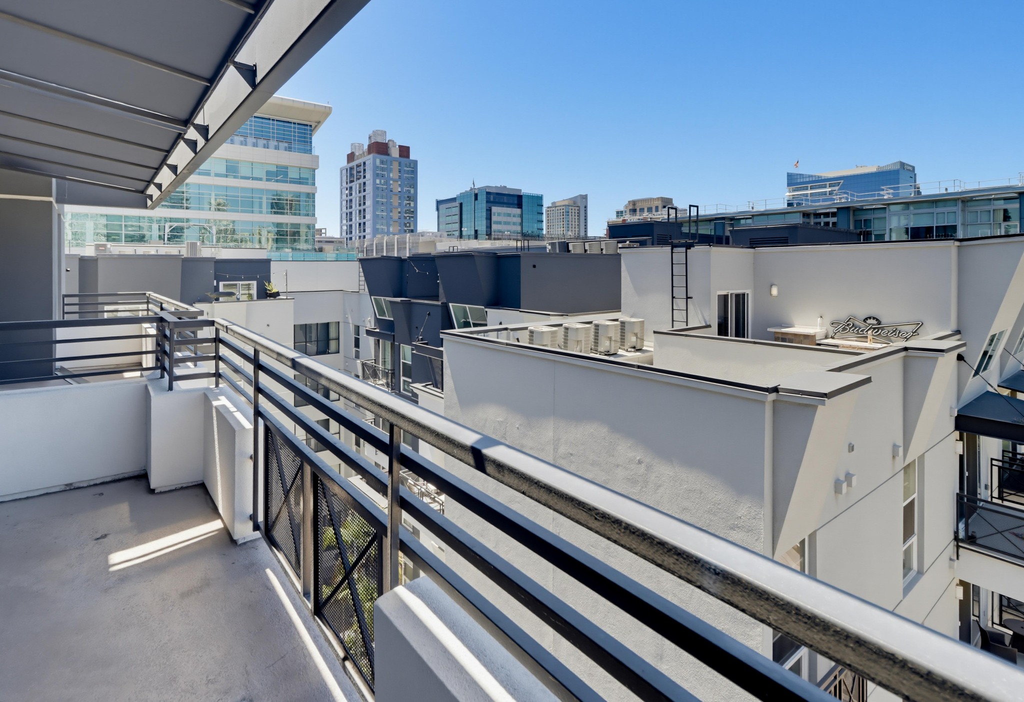 Virtual tour photo 28 of 48 for 550 Park Blvd