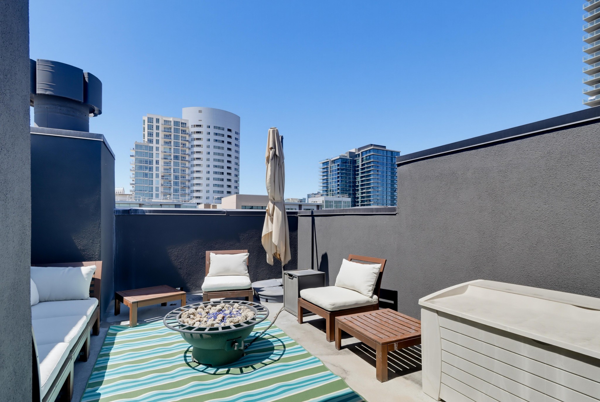 Virtual tour photo 34 of 48 for 550 Park Blvd
