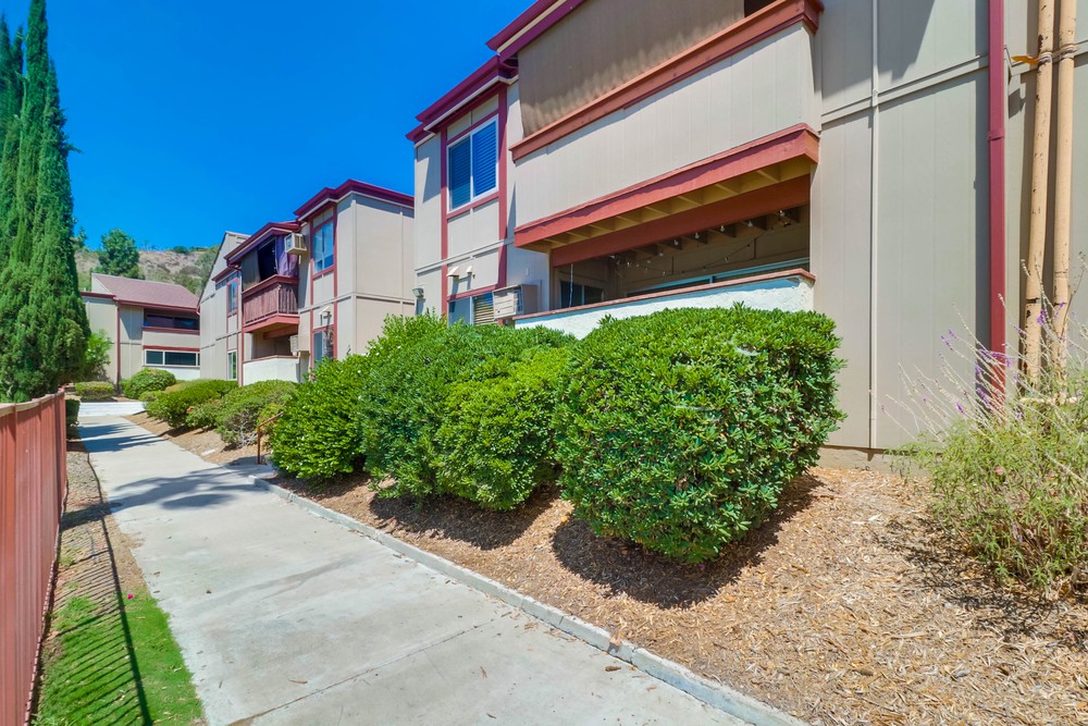 Virtual tour photo 3 of 33 for 5503 Adobe Falls Rd