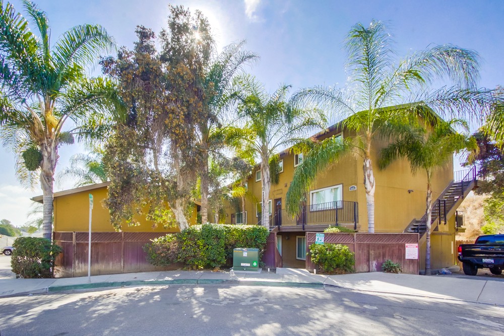 Virtual tour photo 1 of 34 for 5505 Adelaide Ave UNIT 5