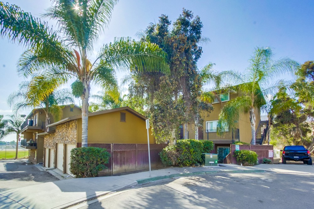 Virtual tour photo 3 of 34 for 5505 Adelaide Ave UNIT 5