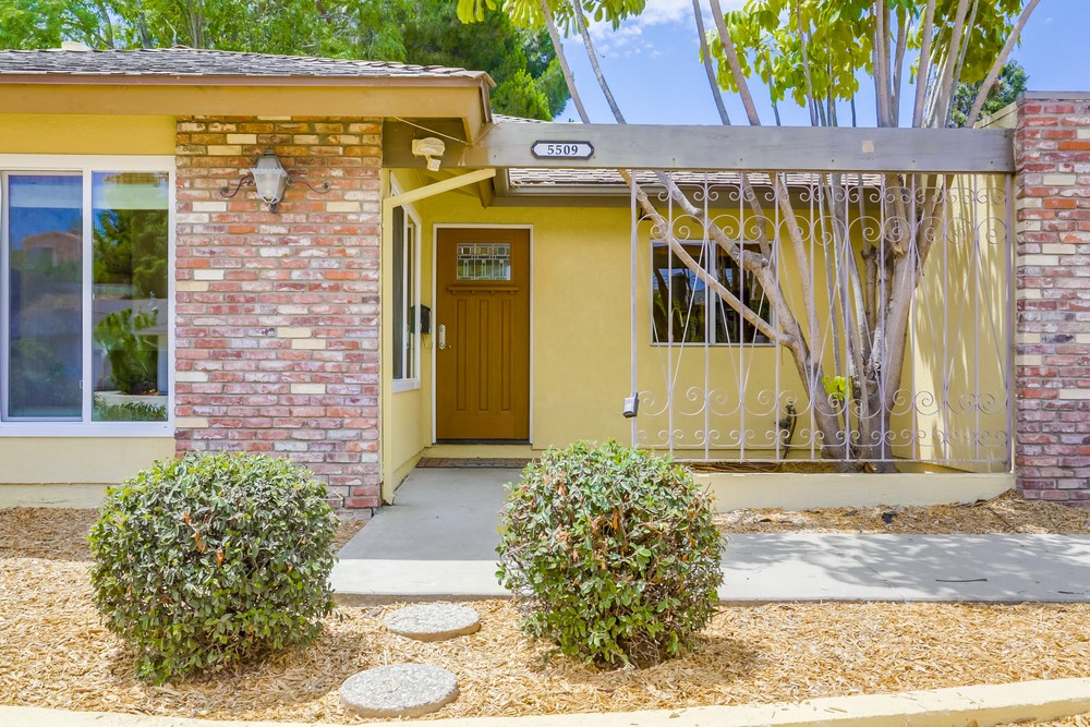 Virtual tour photo 7 of 54 for 5509 Red River Dr