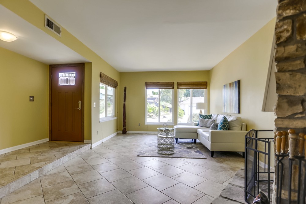 Virtual tour photo 11 of 54 for 5509 Red River Dr